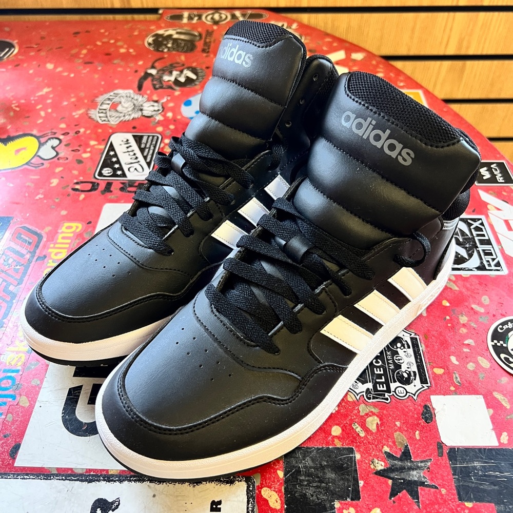 Adidas Hoops 3.0 Mid Shoes